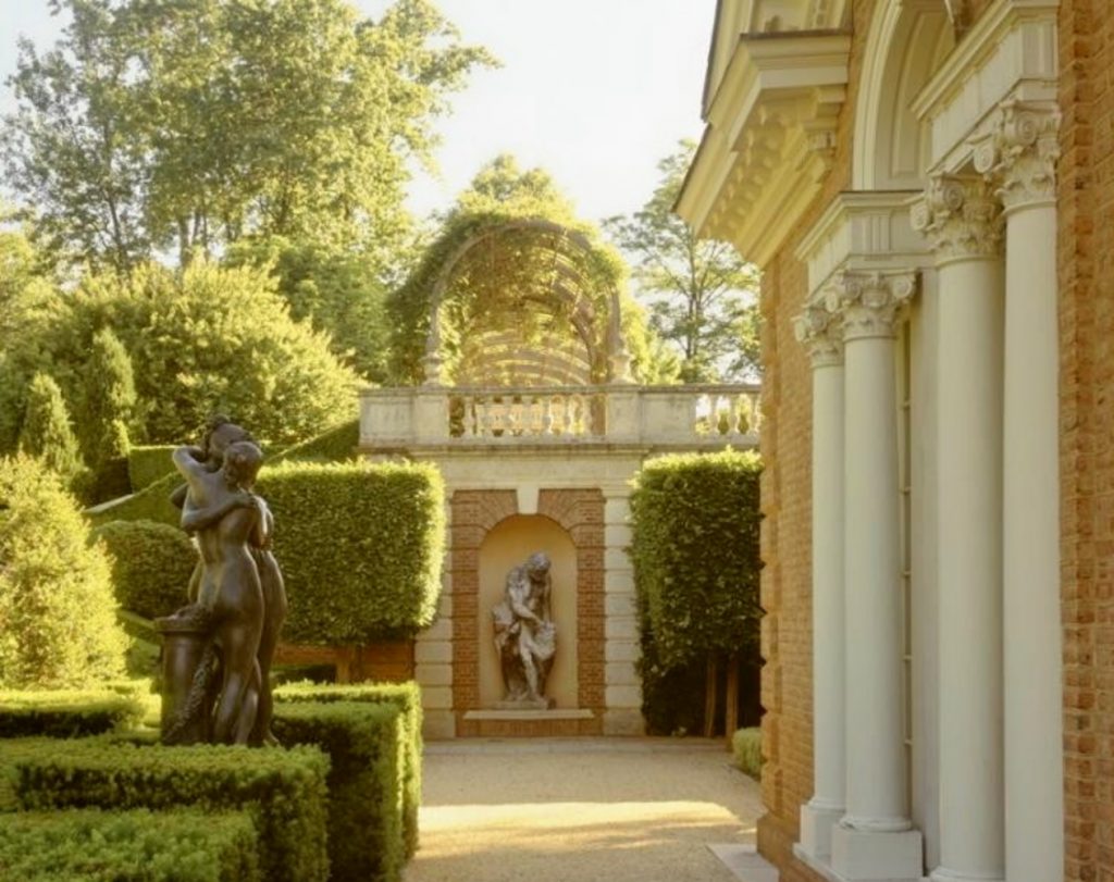 Luxury Residences, Resorts, Inns, Wineries